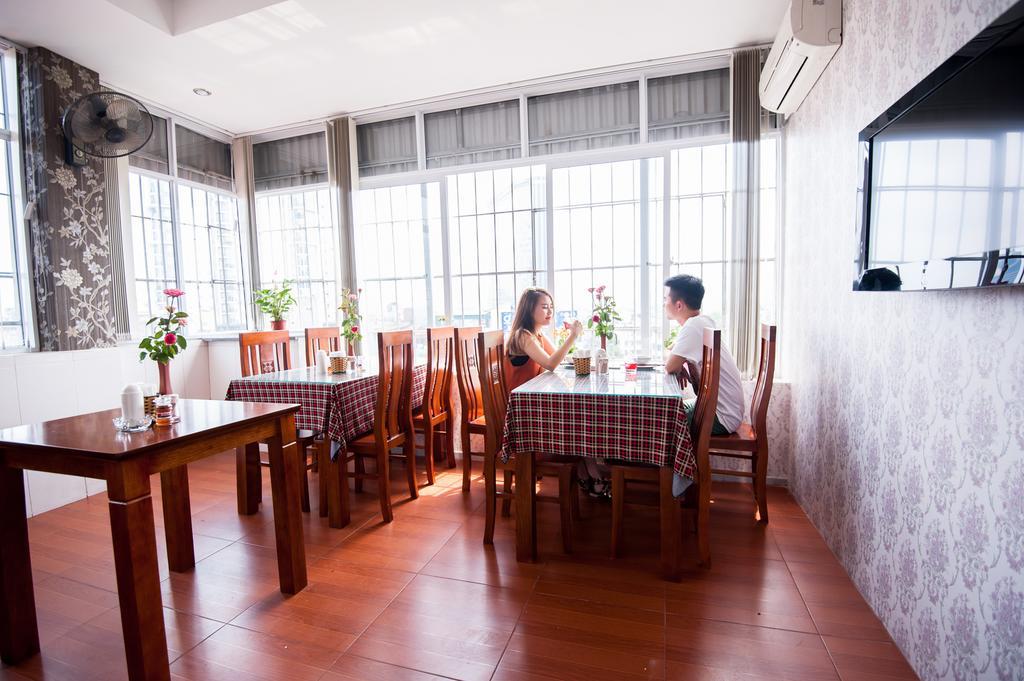 Phu Nhuan Hotel Ханой Екстериор снимка