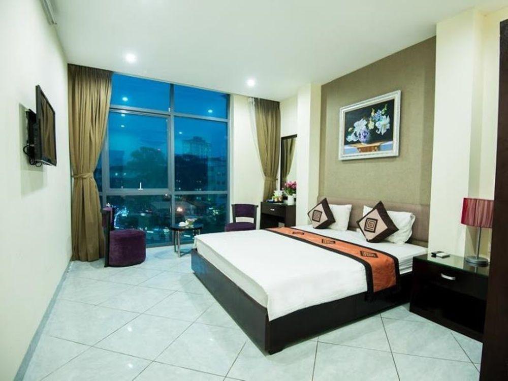 Phu Nhuan Hotel Ханой Екстериор снимка