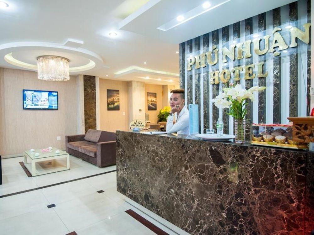 Phu Nhuan Hotel Ханой Екстериор снимка