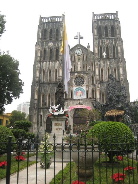 Phu Nhuan Hotel Ханой Екстериор снимка